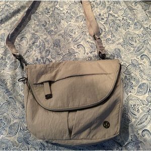 Lululemon all night festival bag